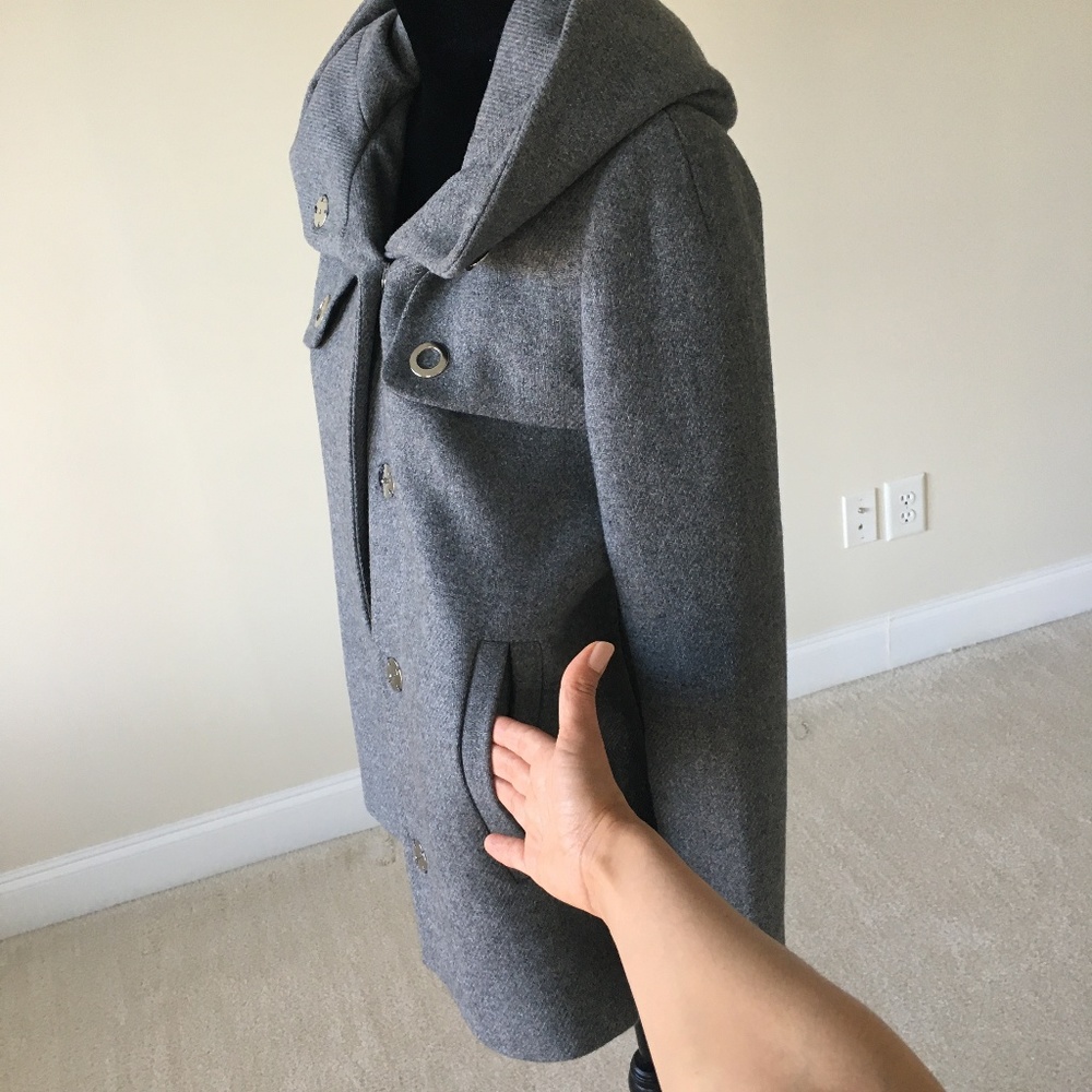 Gray coat - Picture 8 of 8